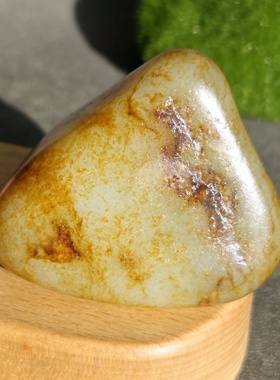 新疆的猫W121901 50.99克，满红皮特细高油白玉籽料