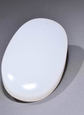 新疆的猫41.9克，超细白凝脂黑山羊脂白玉平安无事牌LYD08