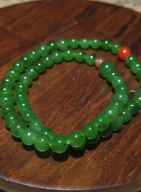 YQ120905 21.5克，直径6mm色泽质感冰润的老坑俄料阳绿碧玉挂链