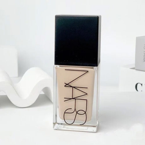 【保税直发】NARS纳斯超方瓶流光美肌粉底液30ml