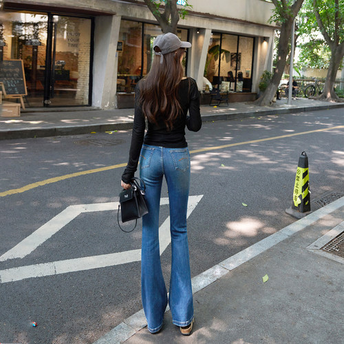 巨显腿长~修身微喇牛仔裤女高腰显瘦春季新款深蓝色高知喇叭长裤