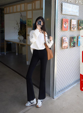 修身显腿长~加绒纯黑色高腰微喇牛仔裤女冬季修身显瘦弹力喇叭裤