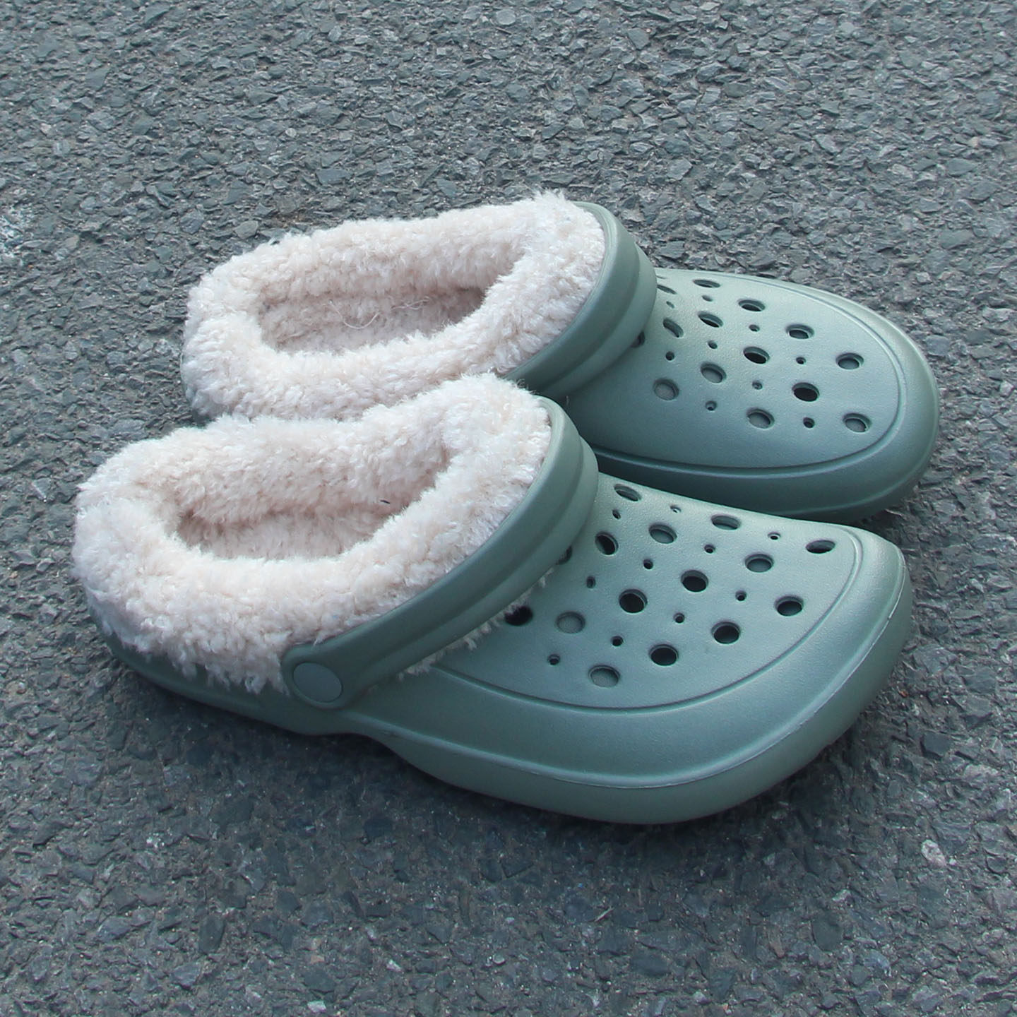 捡漏~大牌洞洞鞋加绒保暖舒适外贸原单童鞋室内拖鞋女亲子包头鞋,童鞋/婴儿鞋/亲子鞋,儿童洞洞鞋,淘宝优惠券,粉丝福利购,淘宝优惠卷