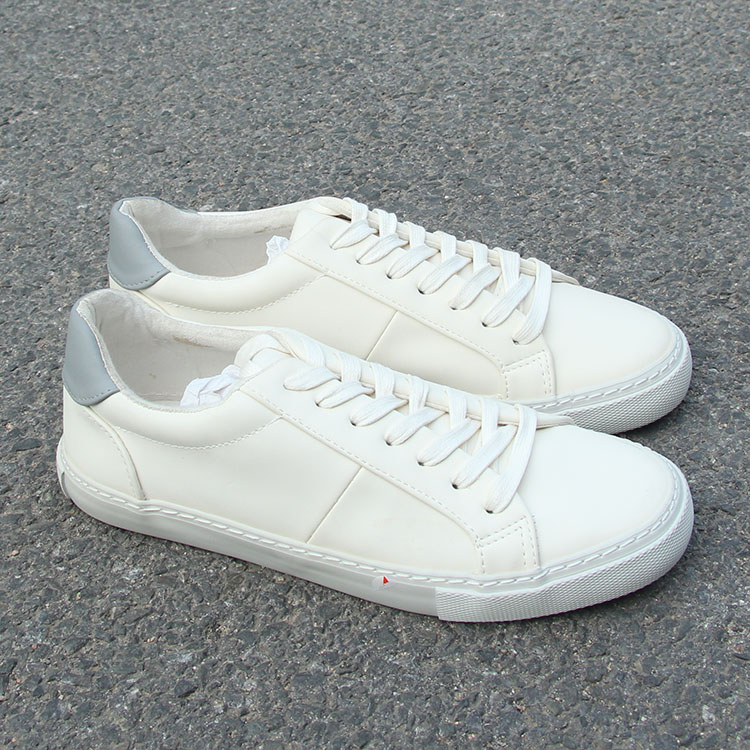 2023秋季新款外贸原单男士绅士范稳重大气pu面不怕水小白鞋甲板鞋