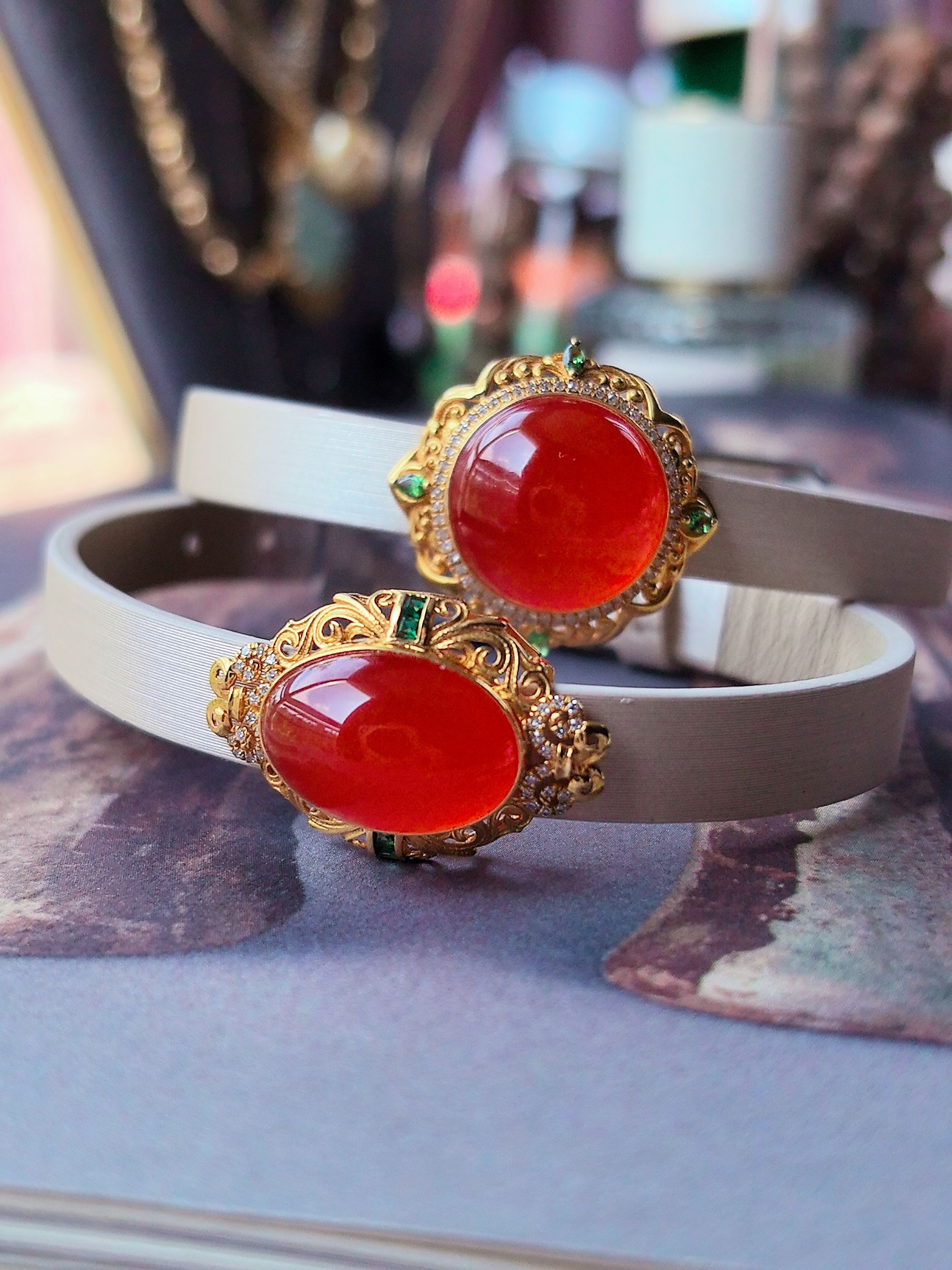 珠宝保山南红河湾冰红蛋面手牌吊坠多用途 强荧光 种水好