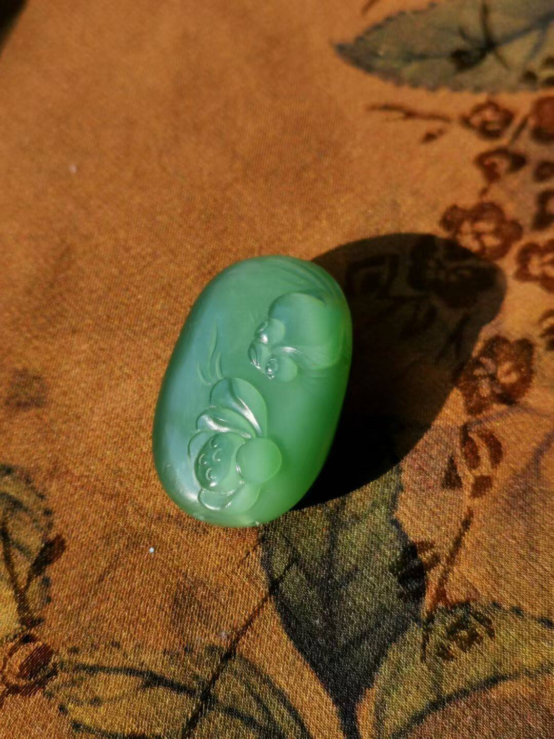 天然和田玉猫眼碧玉吊坠雕刻莲年有鱼玉石挂件粉青粉绿
