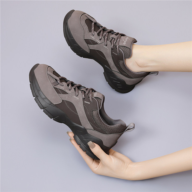 户外运动登山鞋女2026新