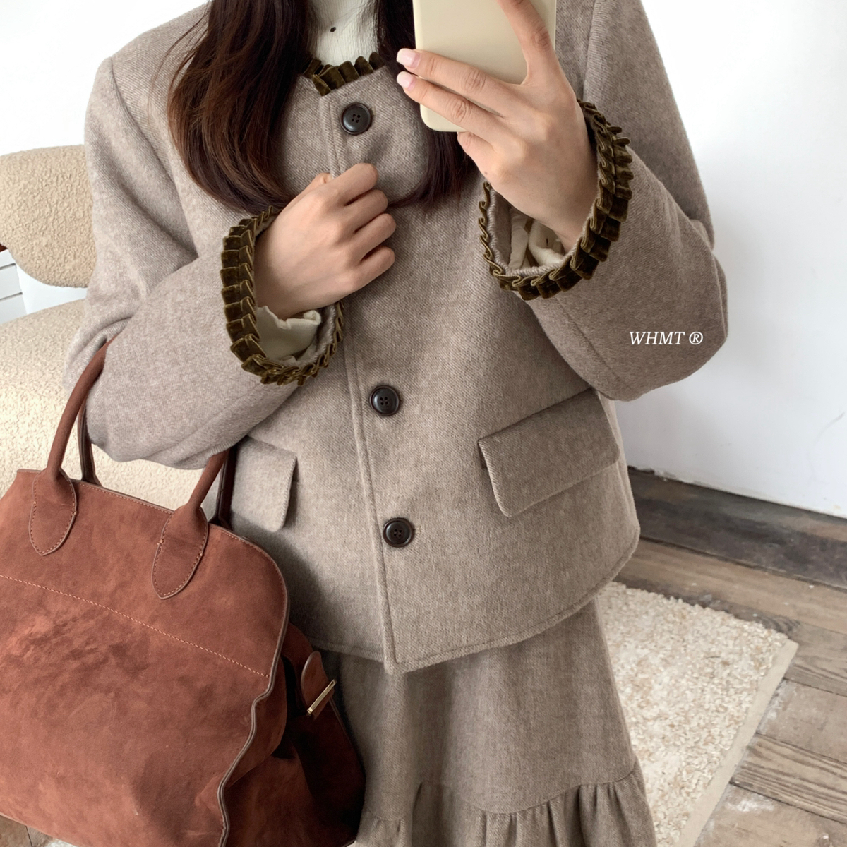 RS.WHMT-质撞色木耳边羊毛呢羽绒外套+蛋糕半身裙套装