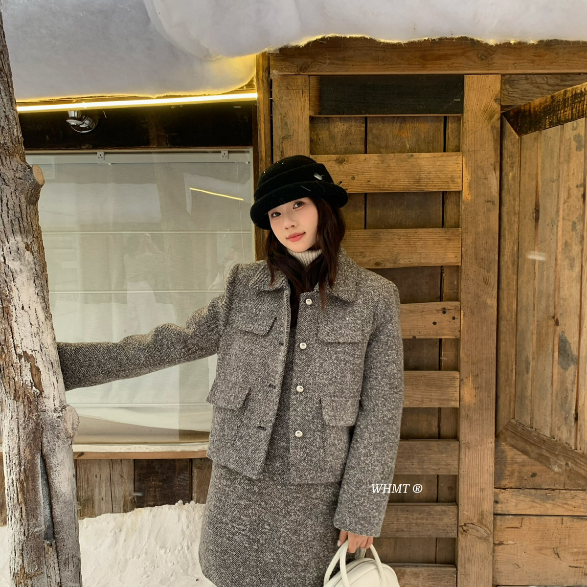 RS.WHMT-复古轻奢翻领羊毛呢羽绒外套+背心连衣裙套装