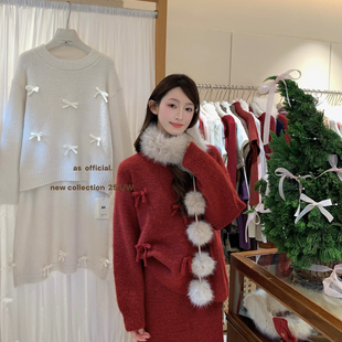 小精致立体蝴蝶结毛衣半裙两件套套装 到新年不经意 OFFICIAL
