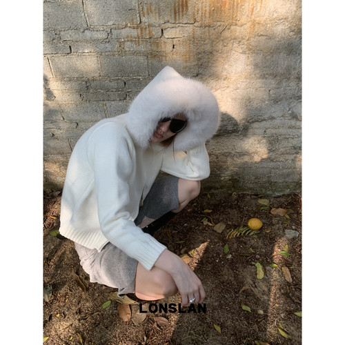 LONSLAN 24WINTER 11/10 20:00NEW 白色连帽毛毛拉链毛衣开衫