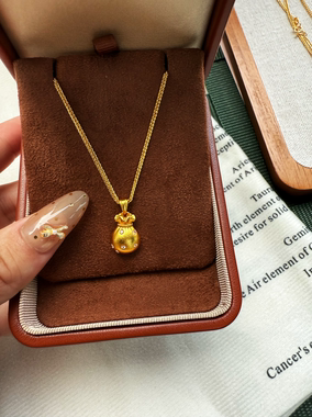 中古风好运金色小福袋项链女转运黄金色2025新款秋冬锁骨链毛衣链