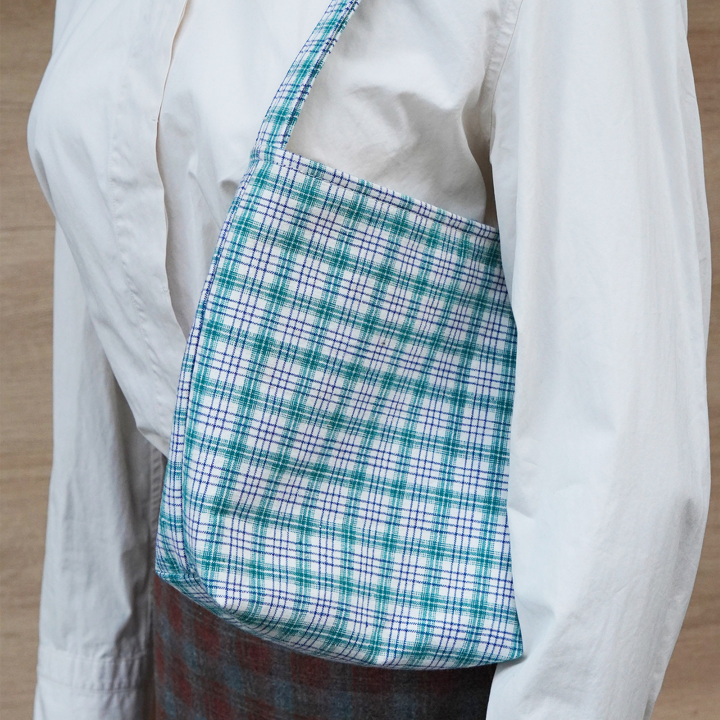 青蓝白格手织布土布包单肩包手工布包文艺原创自制格子布通勤小包