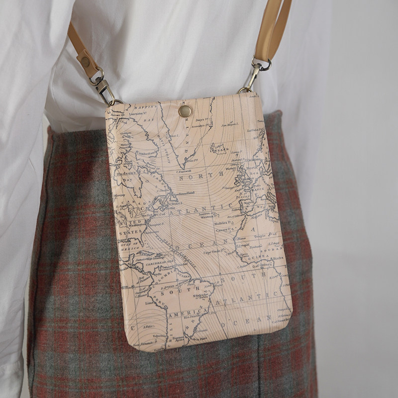 航海地图风格防水防油手机包