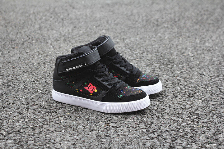 专业儿童男女款dc中滑板鞋滑透气舒适耐磨减震校园街舞sk8鞋包邮