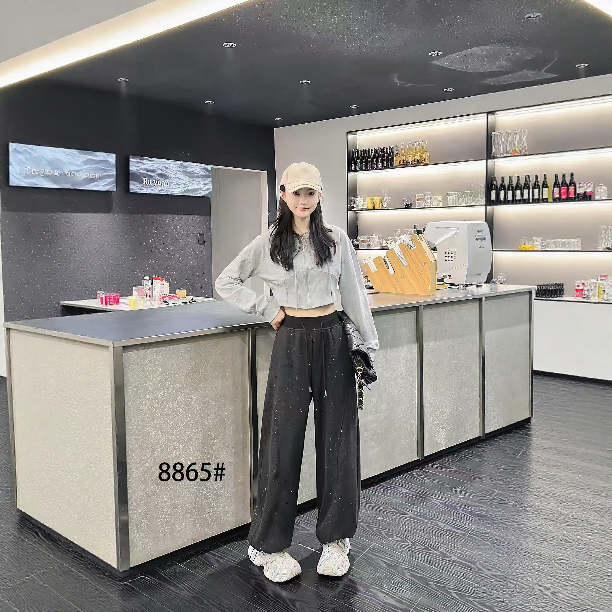 【12.3慧姐大码女装】2025新款亮星雪花裤子XY意8865-