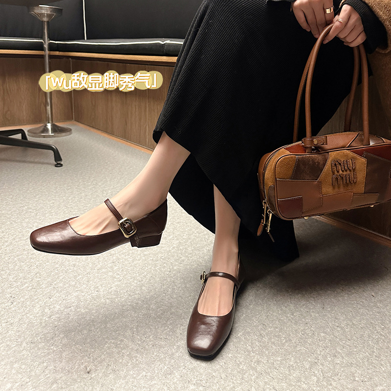 牛皮版~气质方头平底单鞋女