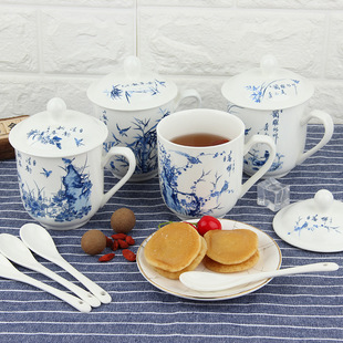 新品 山水画办公室水杯 中国风图案带盖陶瓷杯中号金钟杯釉上彩个性