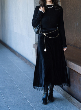 apipedream如一梦 黑色韩国进口丝绒蕾丝拼接百搭半身裙/舒曼夜曲