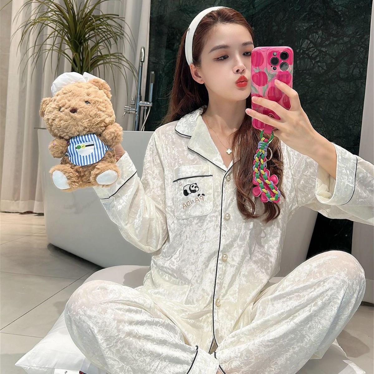 2025新款网红金钻绒睡衣女长袖长裤可外穿可爱熊猫家居服套装