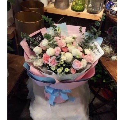 息县息州大道谯楼街淮滨县天宇购物中心鲜花店母亲节配送玫瑰花束