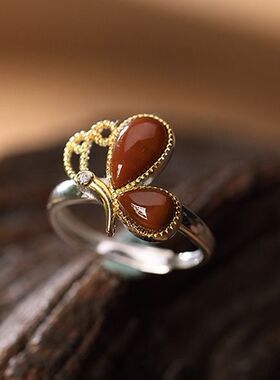 天然仿和田玉红色蝴蝶分色戒指宫廷复古镶嵌锆石蜻蜓如意戒指饰品