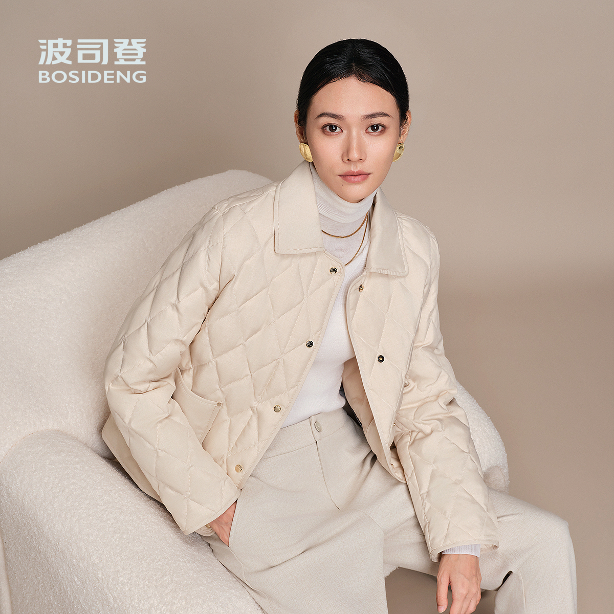 波司登2025新款小香风羽绒服女短款气质老钱风外套时尚保暖外套