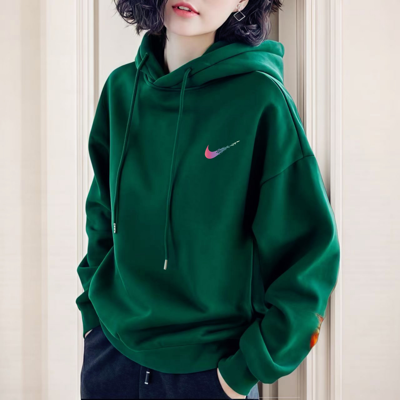 奥莱潮牌美式复古薄款连帽卫衣女