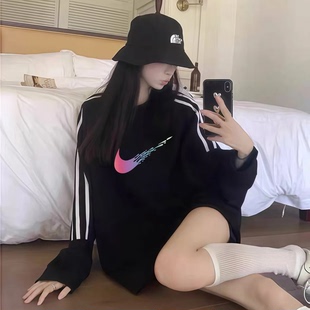 圆领重磅潮牌三条杠长袖 奥莱美式 卫衣女条纹休闲慵懒风 新品 秋冬季