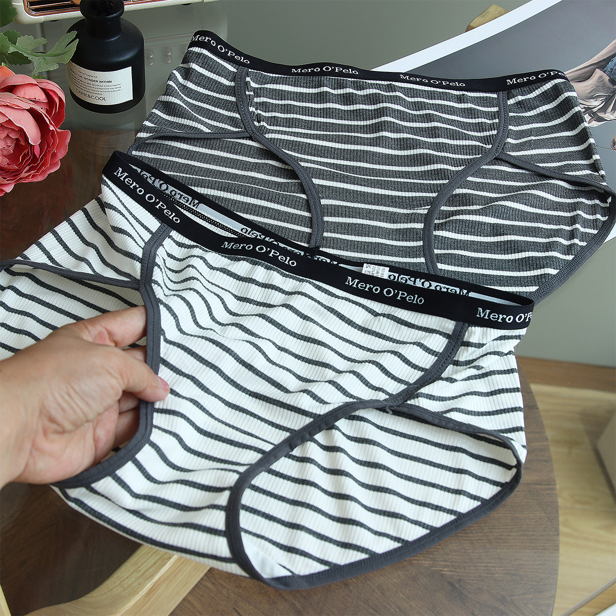 女士条纹内裤纯棉裆抑菌运动风美式三角裤性感无痕中腰高开叉裤头
