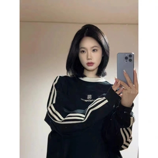 加绒上衣 复古三杠卫衣女春秋冬宽松百搭慵懒chic插肩长袖 大码 美式