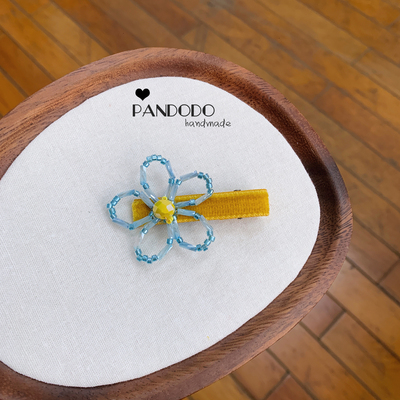Pandodo小众自制 甜美可爱串珠小花朵发夹进口丝绒发饰边夹刘海夹