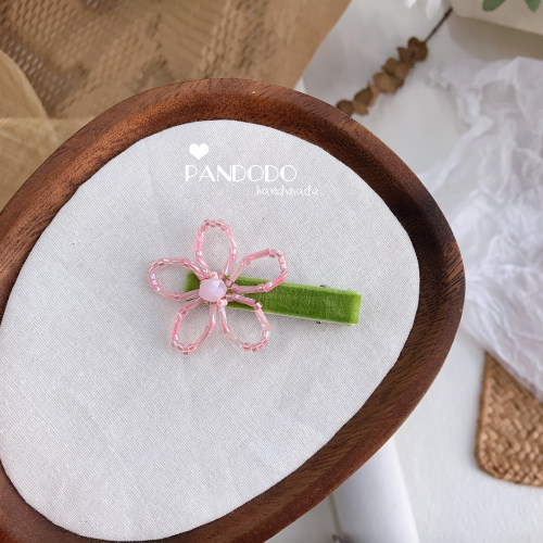 Pandodo小众自制 森系小清新粉色串珠小花朵发夹儿童手工发饰边夹