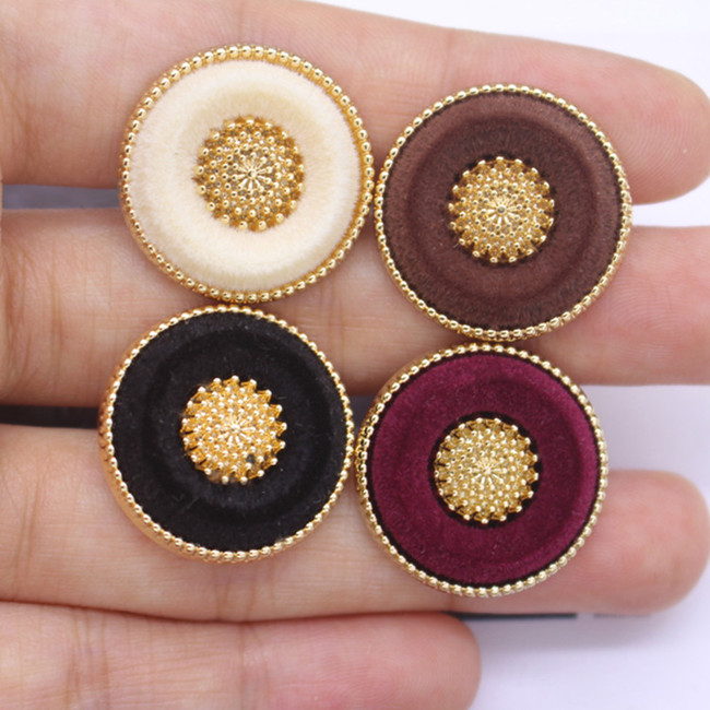 金属纽扣小香风外套西装