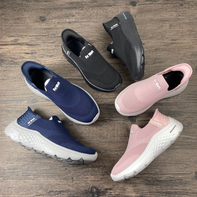 外贸尾货捡漏男女一脚蹬休闲健步运动鞋透气轻便减震套脚中老人鞋