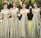 缎面伴娘服2025新款 小众高级感姐妹团仙气质显瘦学生演出 绿色夏季