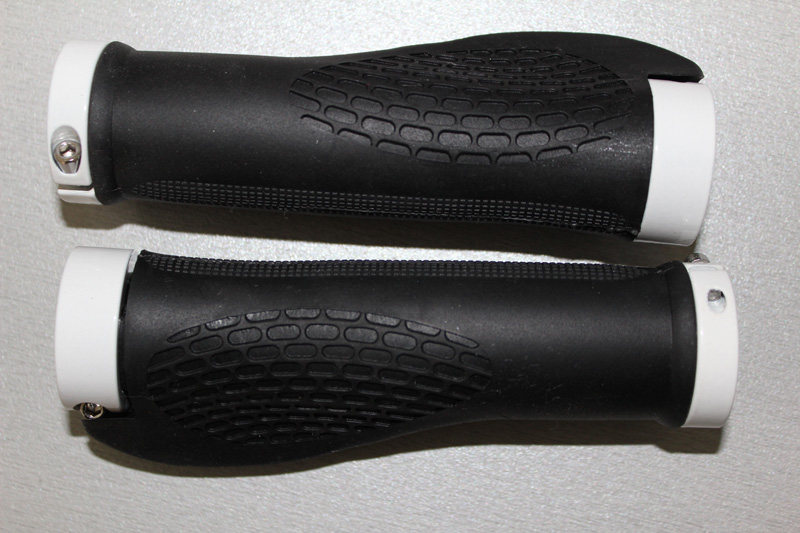 Poignées de vélo - Ref 2338321 Image 4