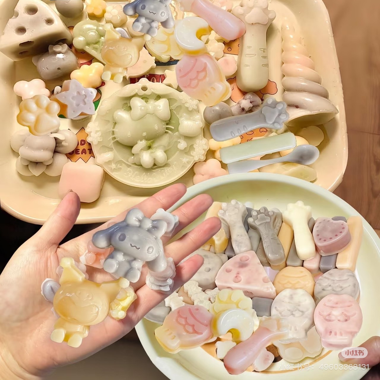 蜡网红爆款腊爆浆瓶夹心平蜡糖儿童糖果零 食皮批发