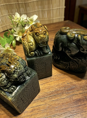 招财进宝吊坠黄白老玉貔貅手把件
