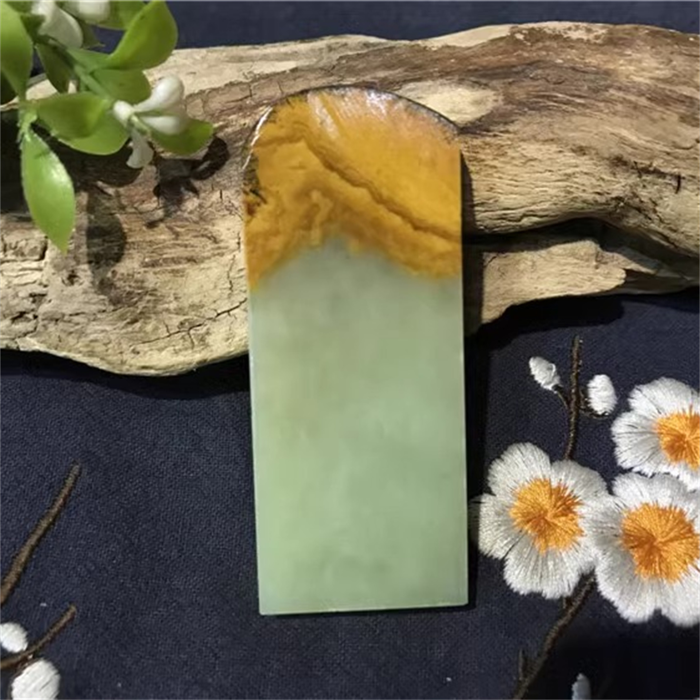 黄白河磨玉原石原料和田玉析木料