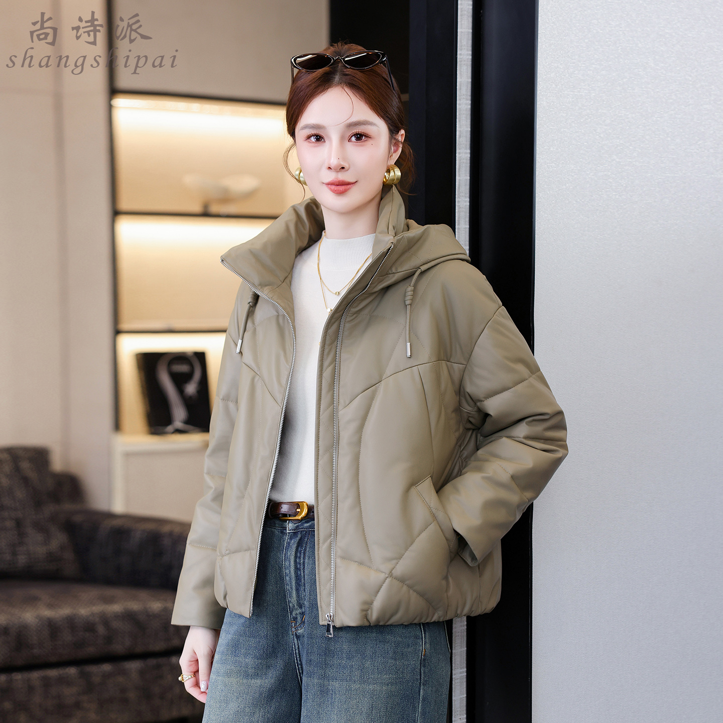 海宁真皮羽绒服绵羊皮连帽夹克