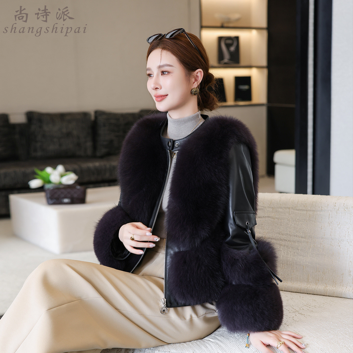 真皮羽绒服女士2025秋冬新款海宁皮草狐狸毛皮毛一体短款皮衣外套