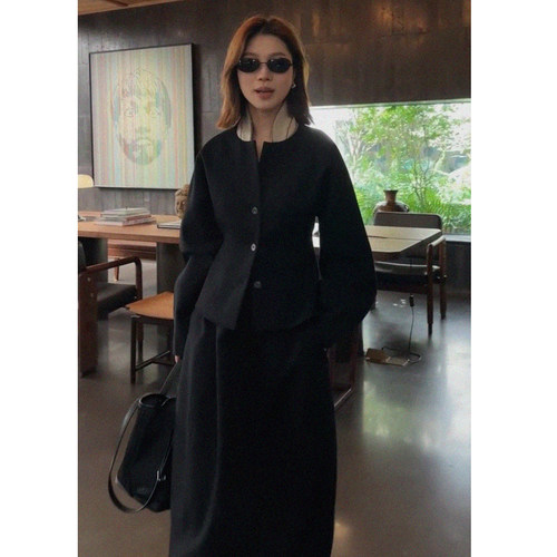 COLINE CONCISE 廓形拼接立领西装外套女现代美学26秋季22030#