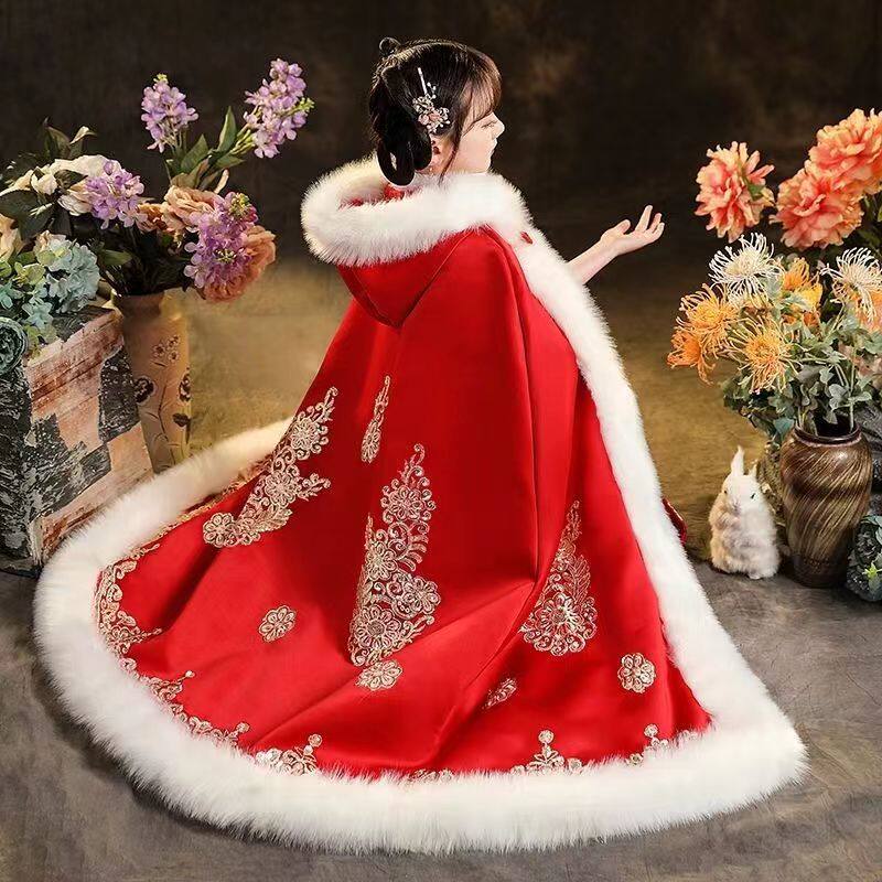 汉服女童冬款新年儿童古装加厚过年冬季披风斗篷新款中国风拜年服