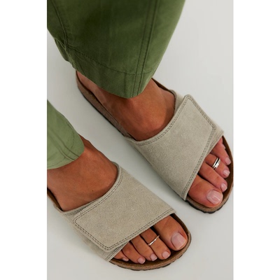 海外代购Birkenstock女士一字拖舒适透气平底宽面夏季日常