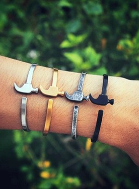 复古怀旧铁锤子手环工具形状情侣能量开口钛钢手镯时尚潮款式饰品
