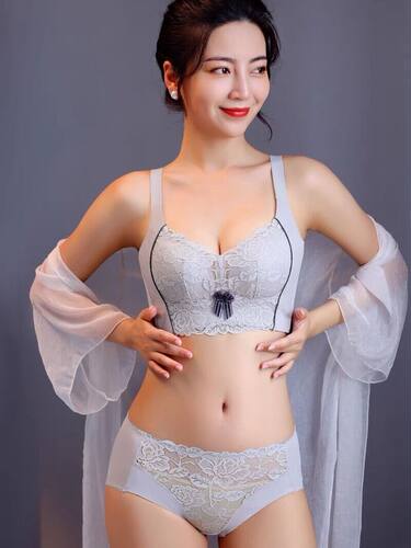 五排扣结婚本命年大红无钢圈文胸