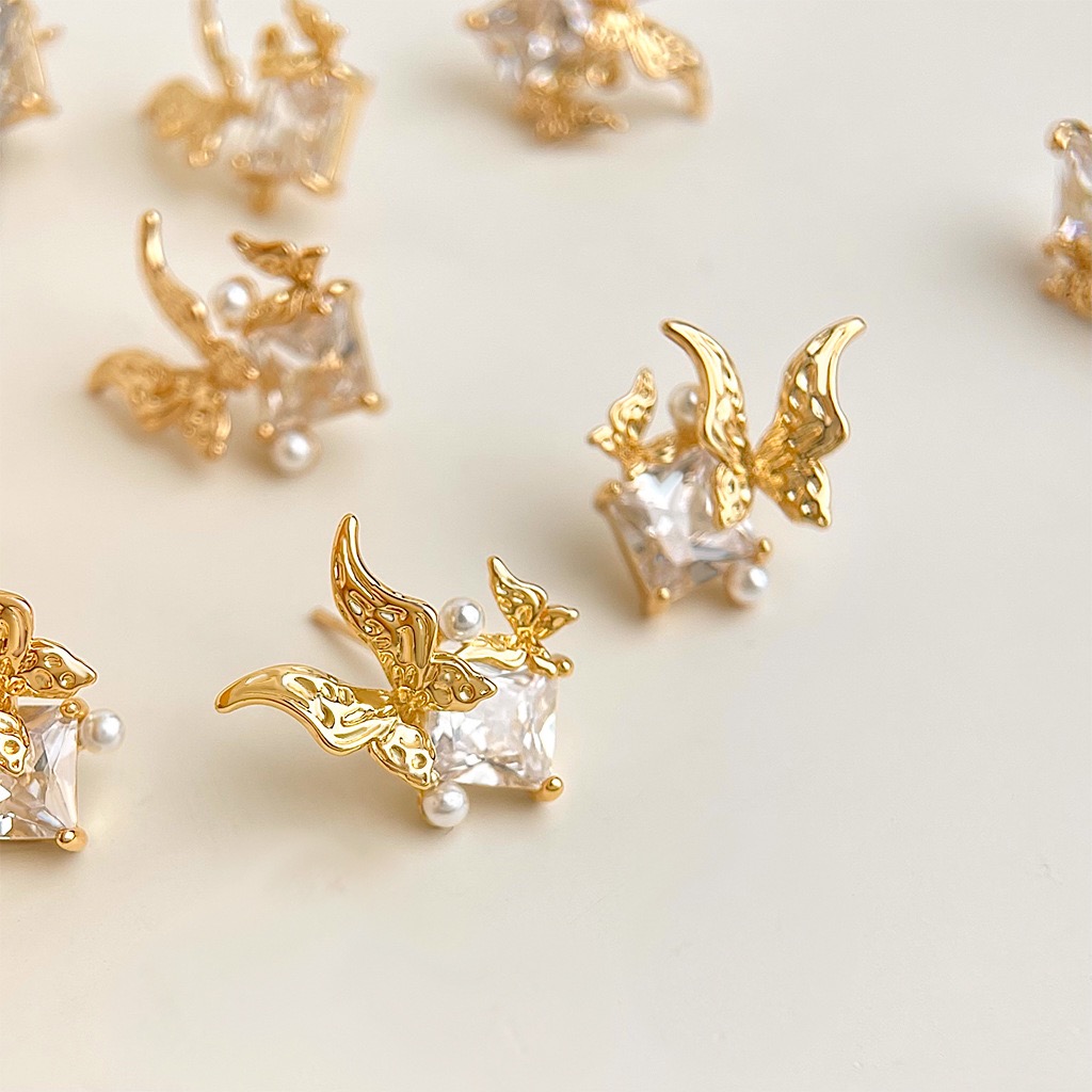 灵蝶 厚镀18K真金方糖锆石蝴蝶银针耳钉设计师小众轻奢无耳洞耳夹