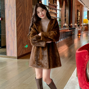 大衣 显瘦连帽皮毛一体妈妈款 海宁皮草整貂皮水貂毛外女中长款 修身