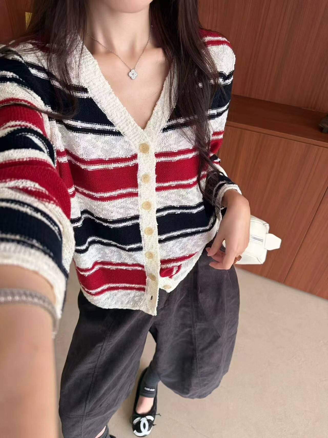欧洲站2026秋季新韩版时尚V领宽松显瘦百搭条纹针织开衫毛衣女